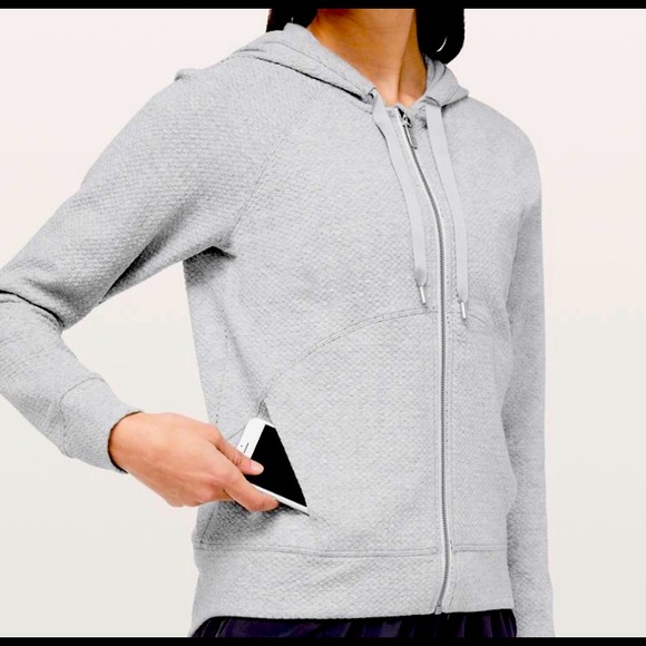 Lululemon catch a moment hoodie - Picture 2 of 6